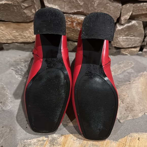 Red faux leather bootie 3” heel size 6 - Picture 7 of 10